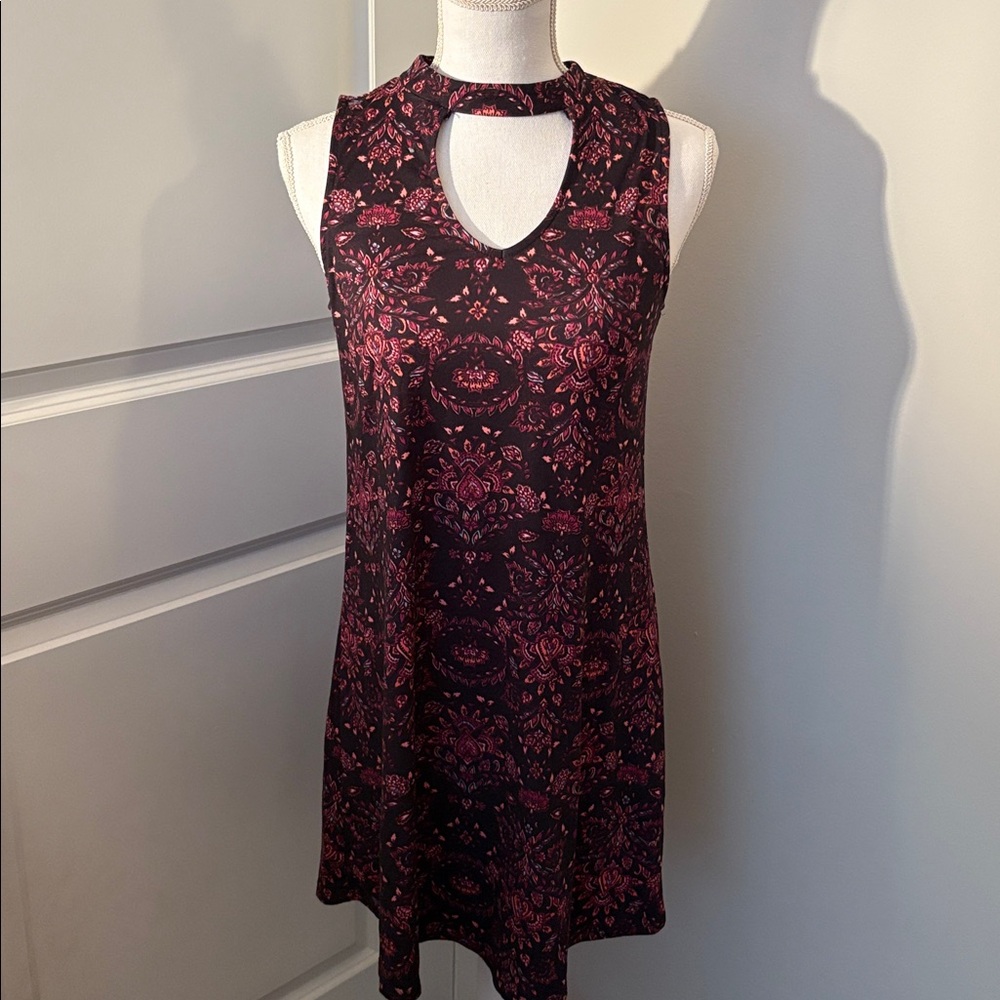 🥭 (4 for $15) MUDD Black and Pink Floral Dress